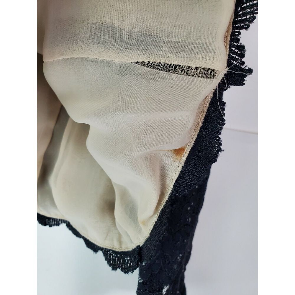 Talbots Women's Button Up Black V-Neck Lace‎ Blouse Top Size 6 - Picture 5 of 7